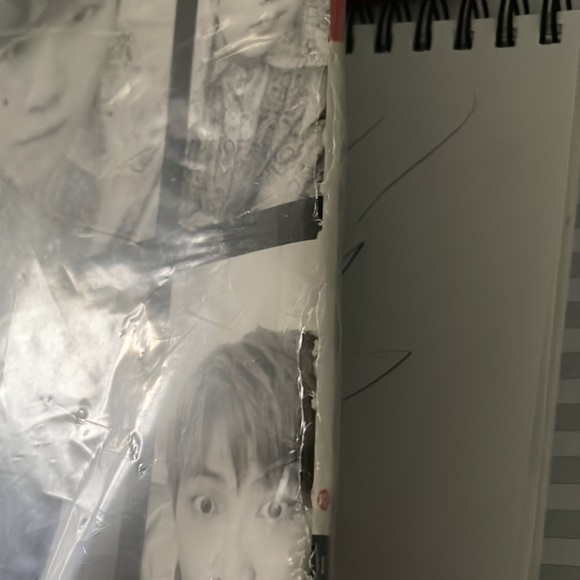 Rolling Stone BTS Jin Magazine - Picture 4 of 6